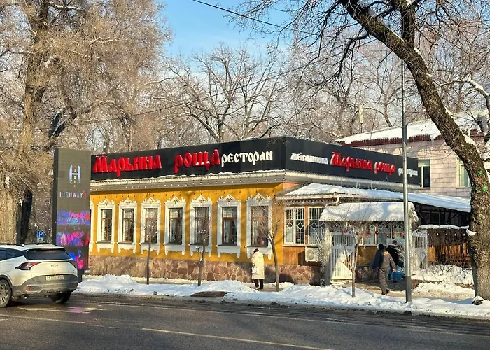 Уют В Центре Золотого Квадрата На Кунаева Рядом С Метро И Парками