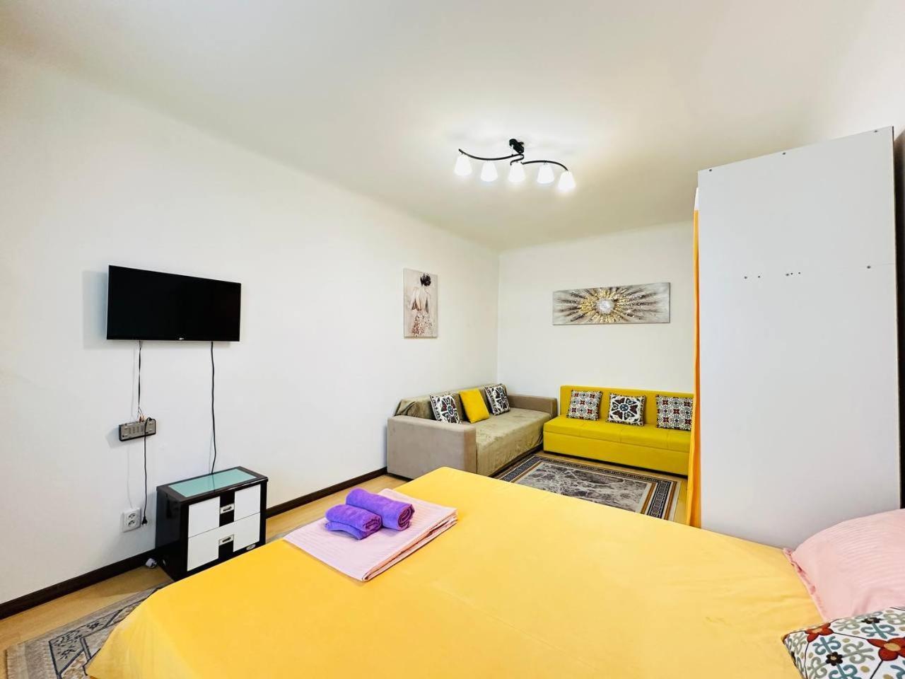 Apartment уют в центре золотого квадрата на кунаева рядом с метро и парками Almaty