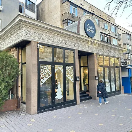 Уют В Центре Золотого Квадрата На Кунаева Рядом С Метро И Парками Almaty Exterior photo